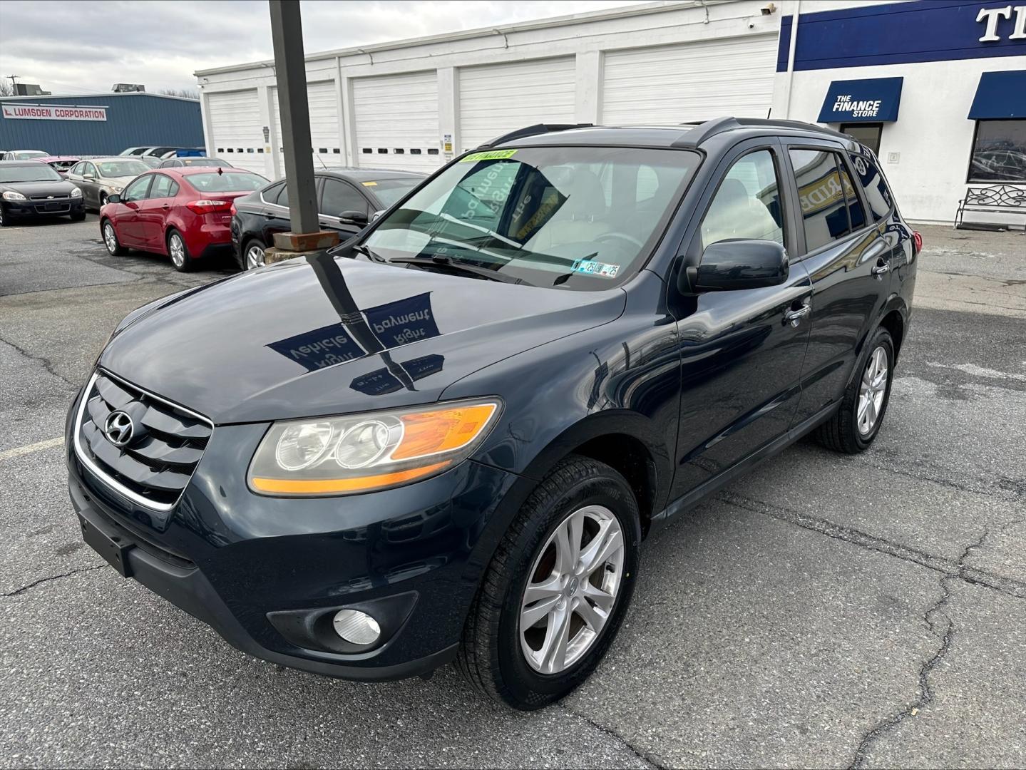 2011 BLUE Hyundai Santa Fe Limited 2.4 FWD (5XYZK3AB3BG) with an 2.4L L4 DOHC 16V engine, 6-Speed Automatic transmission, located at 1254 Manheim Pike, Lancaster, PA, 17601, (717) 393-9133, 40.062870, -76.323273 - Photo#0